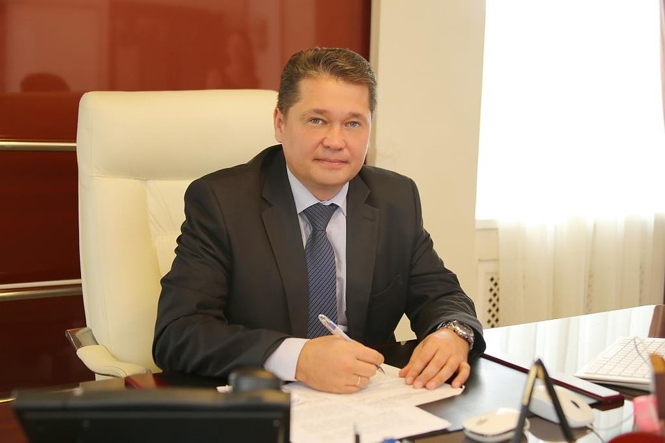 Директор вишняков
