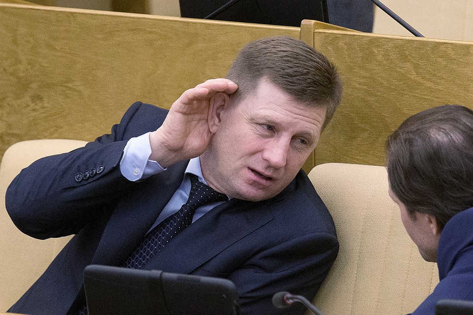 Фургал находился на учете в МВД РФ с 1990-х за связь с оргпреступным сообществом. Но - по закону - имел право избираться - и депутатом, и губернатором. Фото: Сергей Бобылев/ТАСС