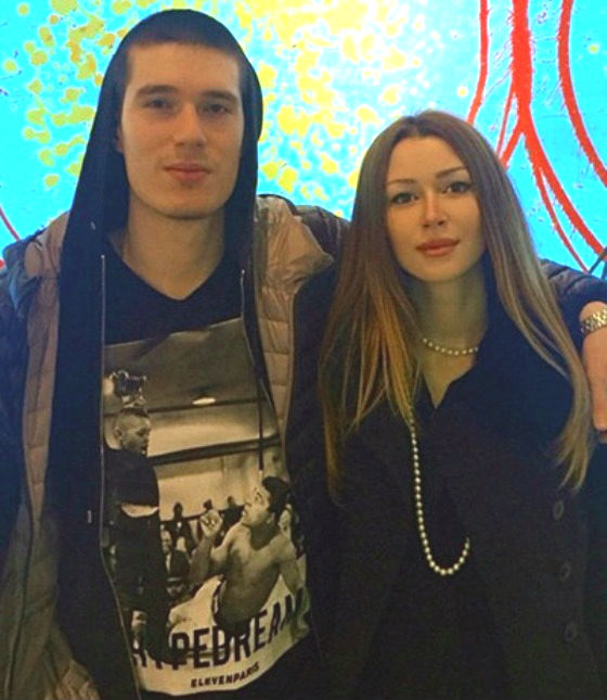 Анна не устает благодарить Бога за своего бойфренда. Фото: Instagram.