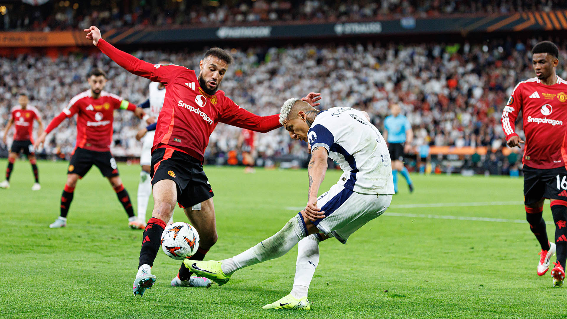 ФК «Тоттенхэм Хотспур» — ФК «Манчестер Юнайтед». Фото: globallookpress.com/IMAGO/Maciej Rogowski