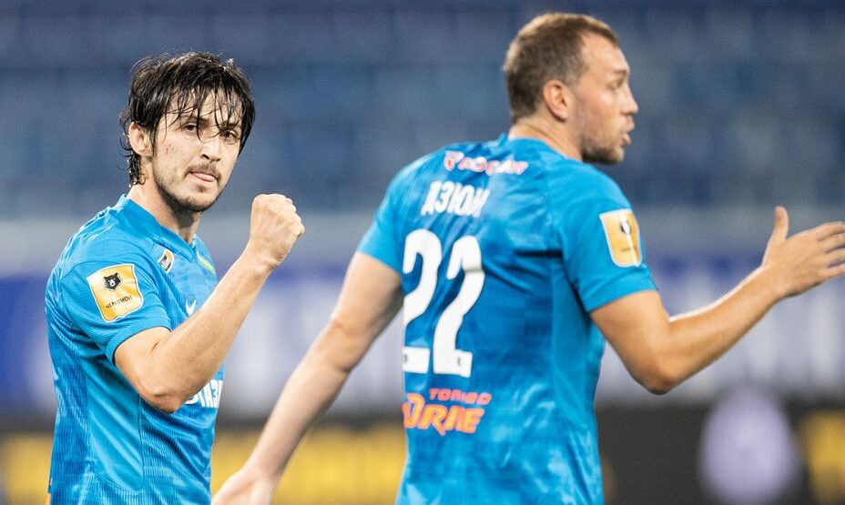 Сердар Азмун, Футбол