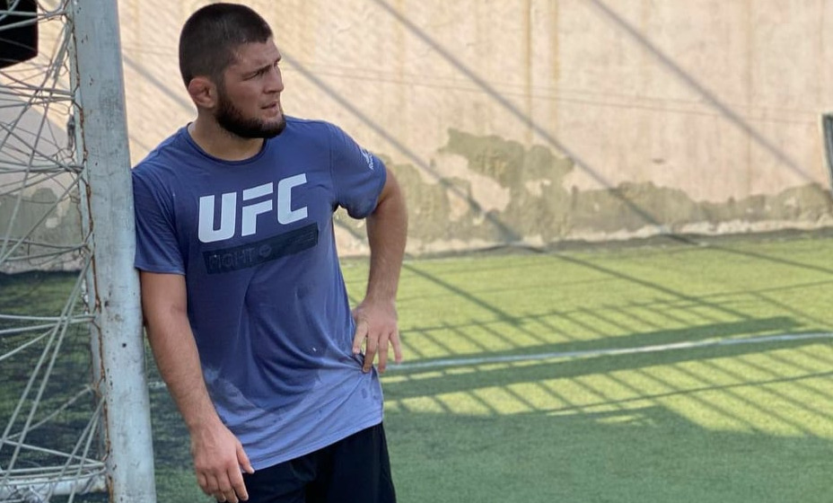 Экс-чемпион UFC Хабиб Нурмагомев всегда в центре внимания. Фото: Личная страница Хабиба Нурмагомедова в соцсетях