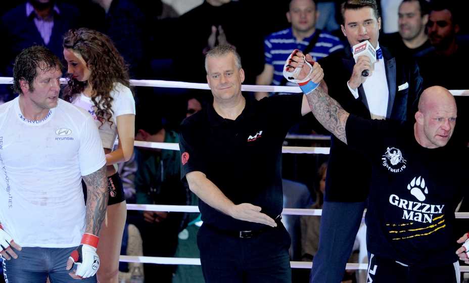 Александр Емельяненко намерен взять реванш у Джеффа Монсона, который с момента их последней встречи успел взять российское гражданство. Фото: ТАСС