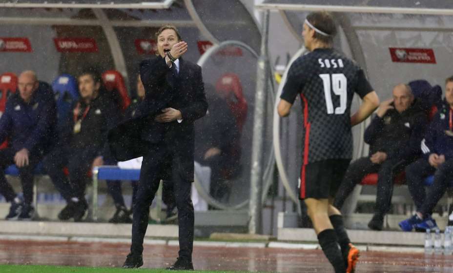 Валерий Карпин после матча с хорватами заявил, что его футболисты не хотели принимать мяч. Фото: Reuters