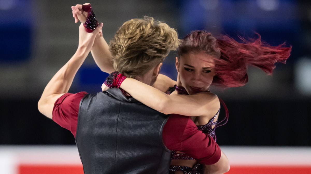 Диана Дэвис и Глеб Смолкин показали отличные баллы в короткой программе в Санкт-Петербурге. Фото: GLOBAL LOOK PRESS
