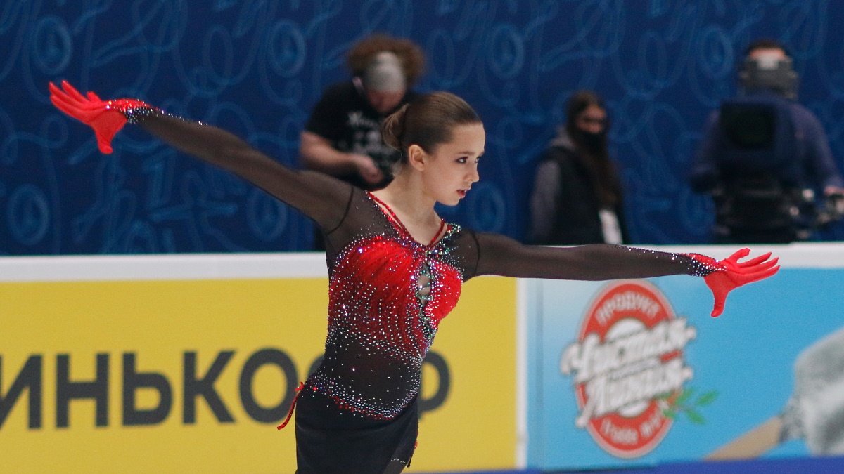 Камила Валиева после победного проката на чемпионате России-2022 в Санкт-Петербурге. Фото: GLOBAL LOOK PRESS
