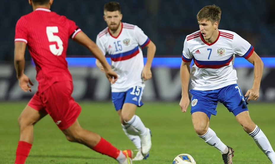 Киргизия - Россия, футбол