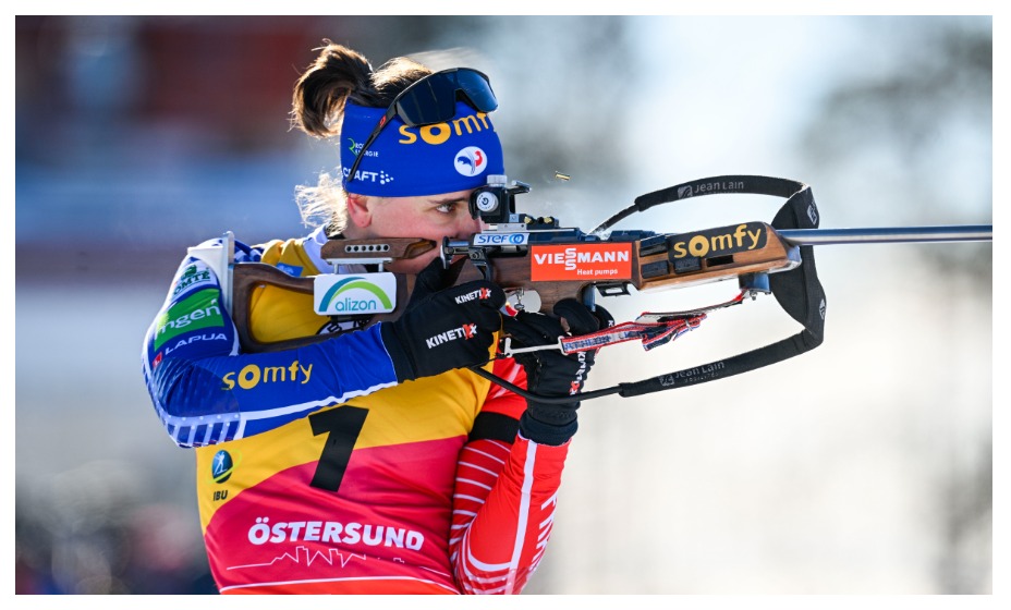 Симон подозревают в мошенничестве с кредитками. Фото: Global Look Press