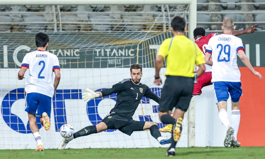 Оборона команды Карпина позволяла Кении очень много. Фото: РФС