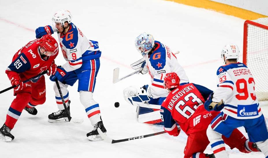 «Армейцы» обыграли «Локомотив» (2:1). Фото: Соцсети ХК СКА
