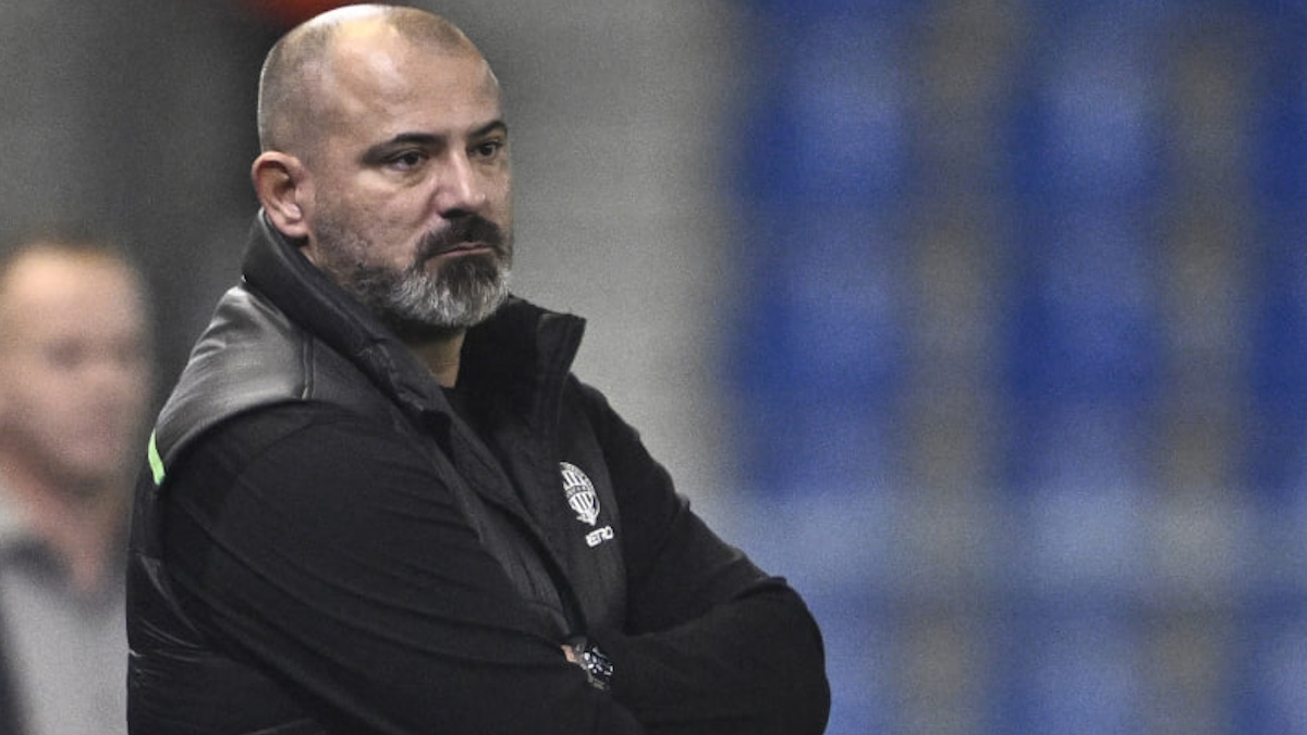 Деян Станкович с грустью смотрел на дерби против