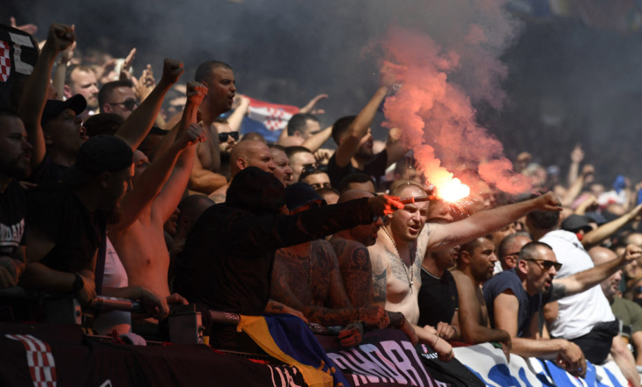 Евро-2024 в огне. Албанские фанаты пока доставляют больше всего беспокойств. Фото: REUTERS
