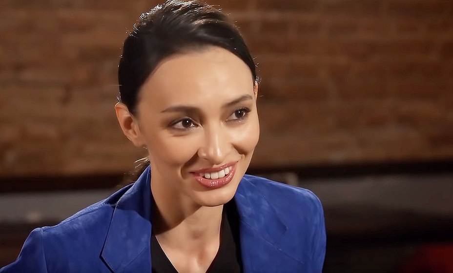 Салихова подколола Гафина, напомнив о поражении в финале Кубка России. Фото: YouTube-канал Ксении Собчак