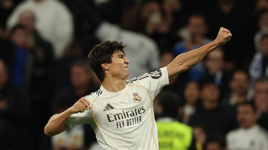 Нападающий «Реала» Гонсало Гарсия празднует голы в ворота «Бетиса». Фото: Reuters