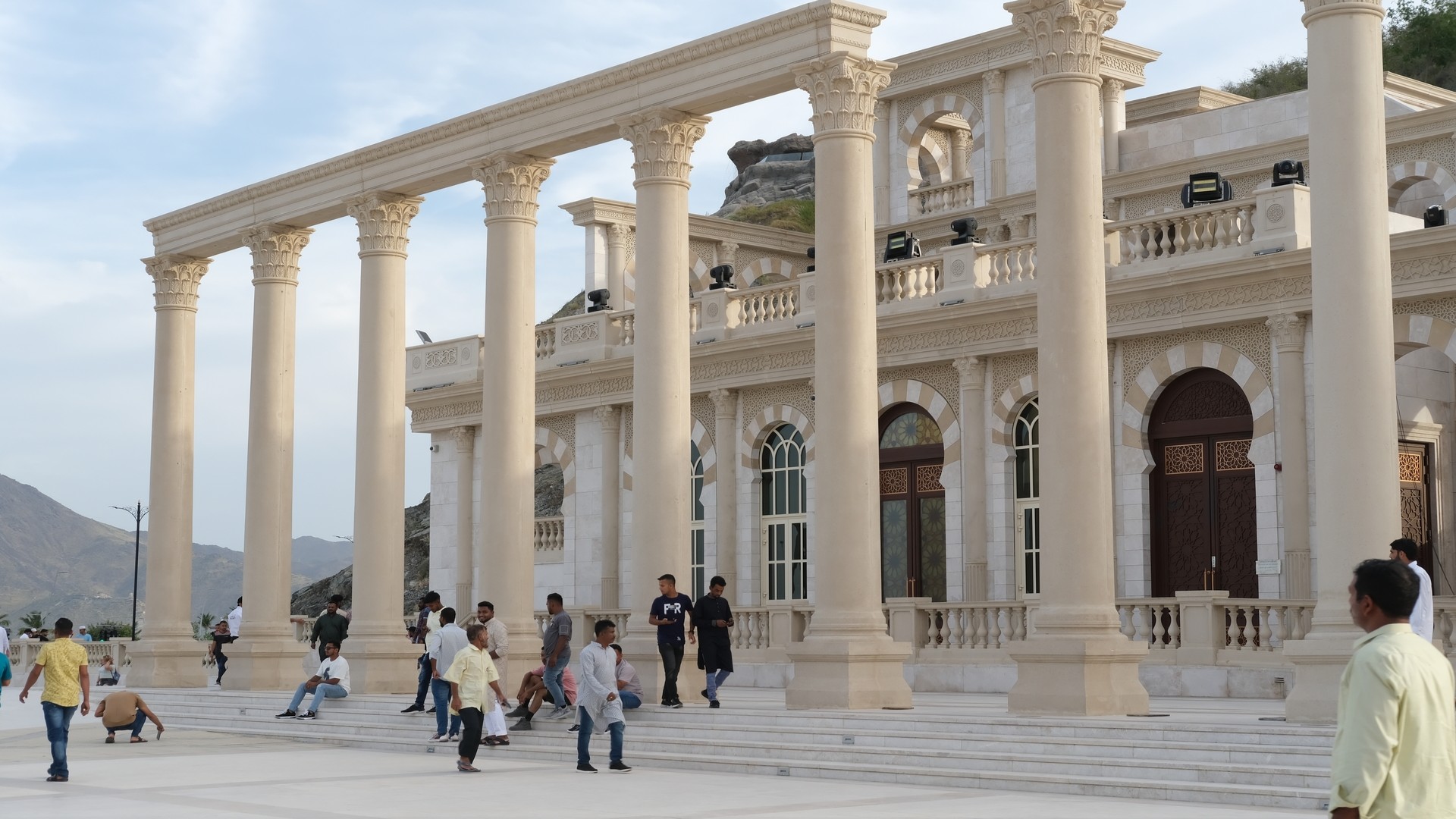 Амфитеатр Хаур-Факкане.