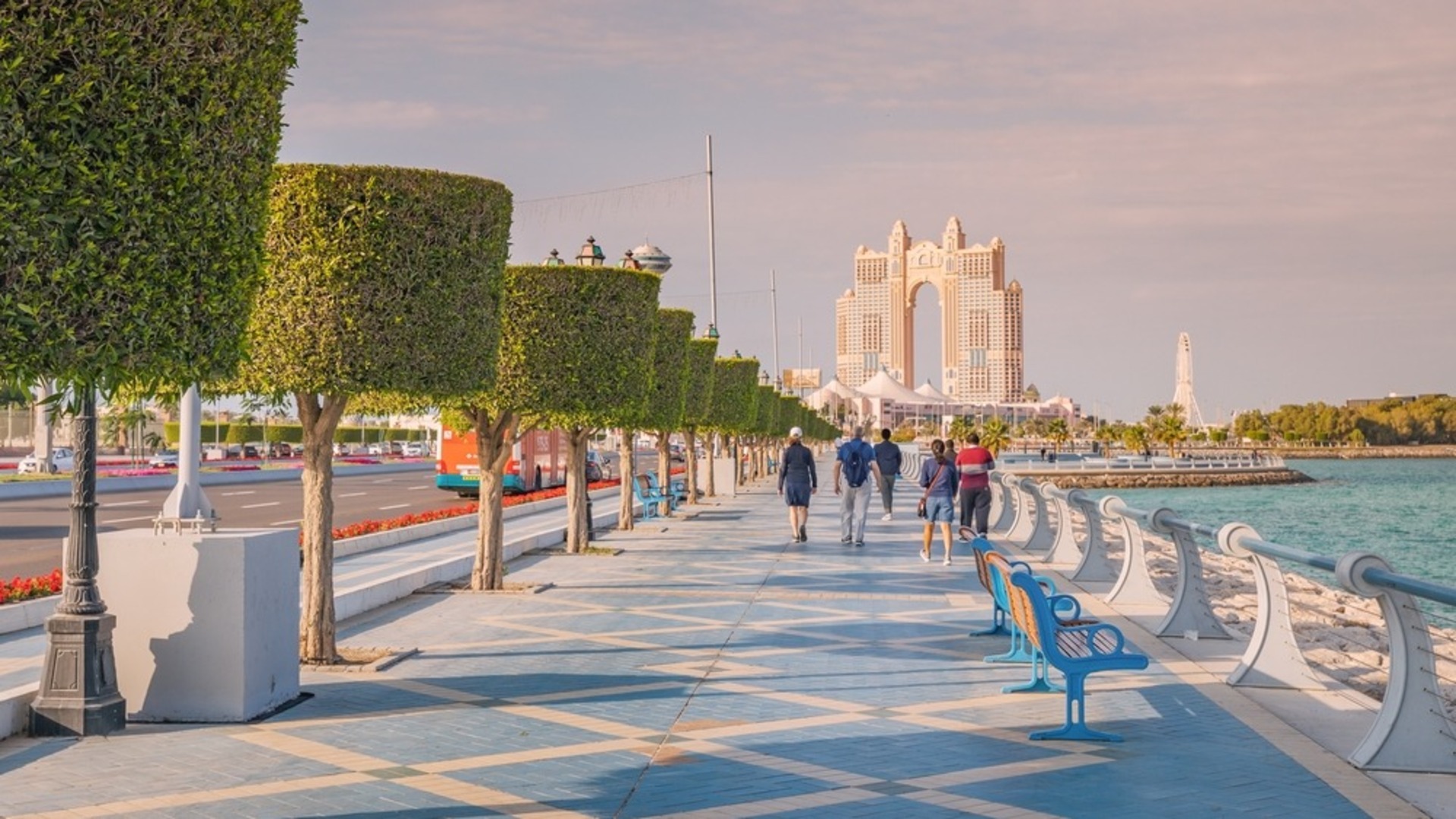 Набережная Корниш в Абу-Даби.