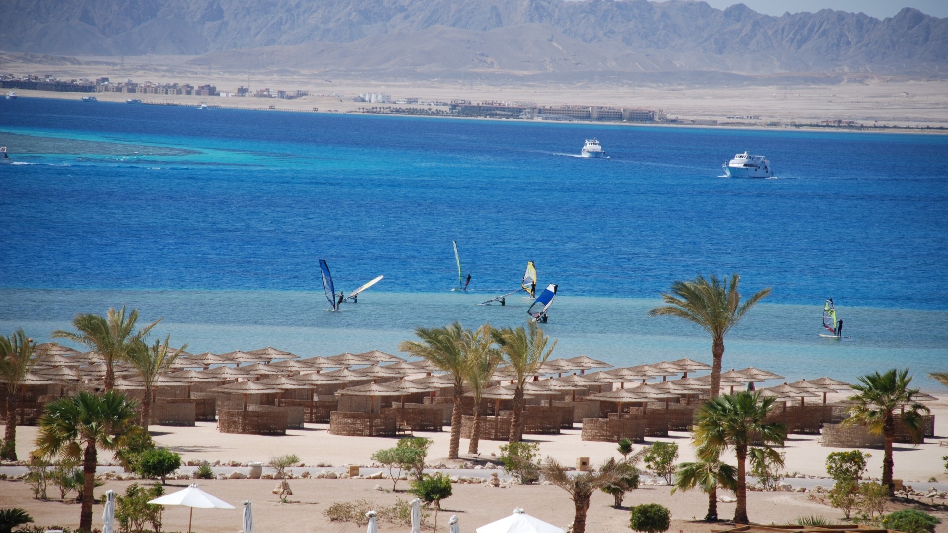 Кайтсерфинг в заливе Сома, Хургада, Египет.