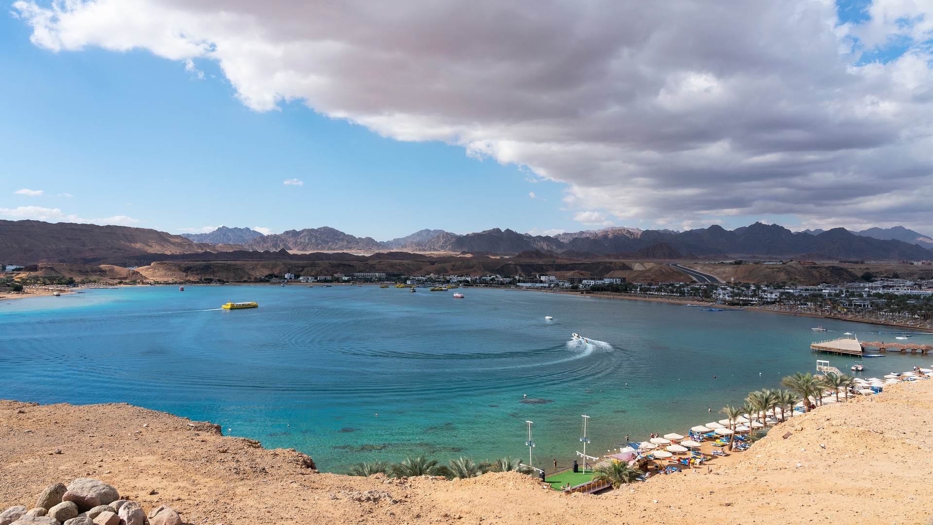 Пляж Рас-Кати в южной части Хадабы, Шарм-эль-Шейх.